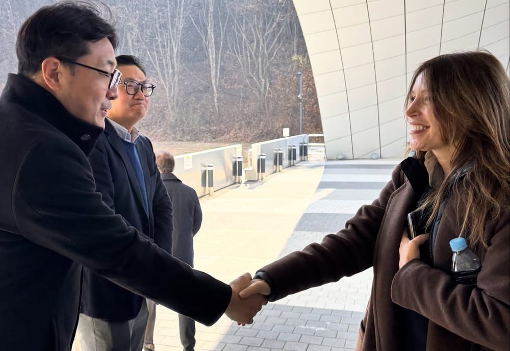 Corea del Sud, Borgonzoni incontra i vertici di CJ E&M negli studi cinematografici