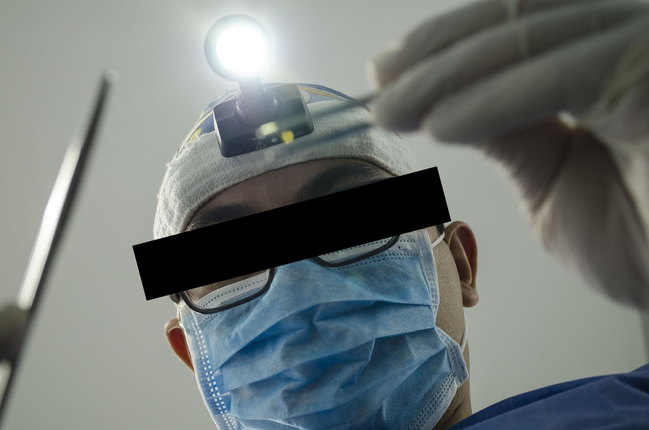 Si finge medico sui social e adesca minori: arrestato a Fondi