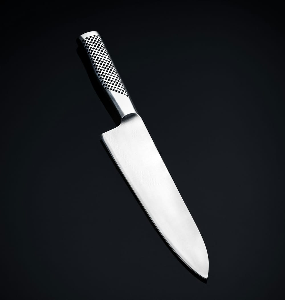 Femminicidio a Monza, tenta di uccidere la compagna davanti al figlio