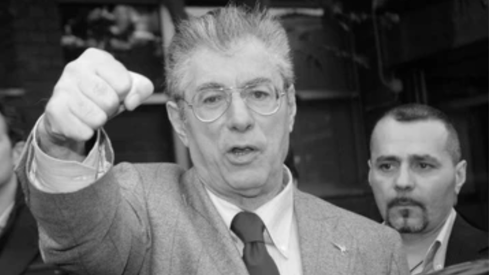 Pontida si prepara ai funerali di Umberto Bossi, domenica 22 marzo