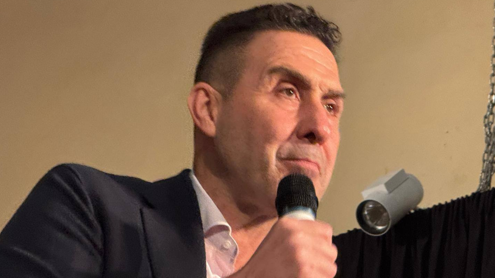 Vannacci: "Aumento bollette gas? Riprendiamolo dalla Russia"