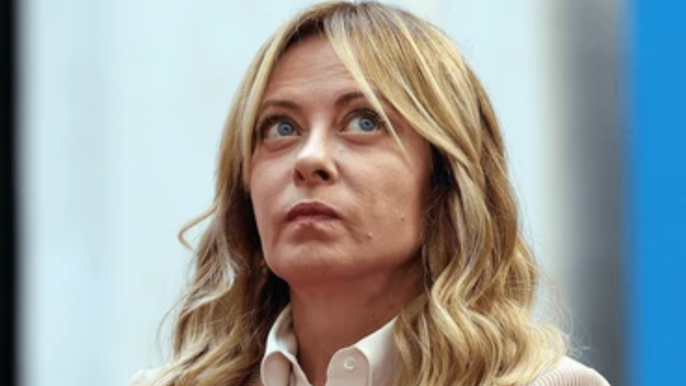 Minacce social contro Giorgia Meloni: due condanne a tre mesi senza sospensione della pena
