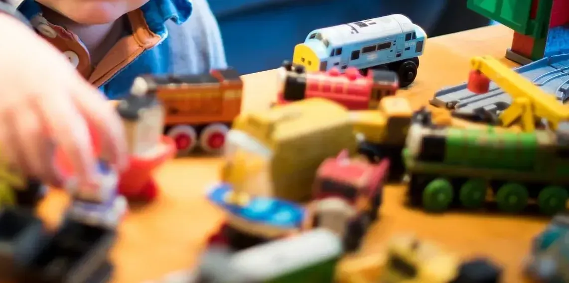 Comune di Firenze, torna l’iniziativa “Giocattolo Sospeso”: doni destinati ai bambini delle famiglie in difficoltà