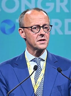 Davos, la Germania di Merz: “No a forza e dazi”