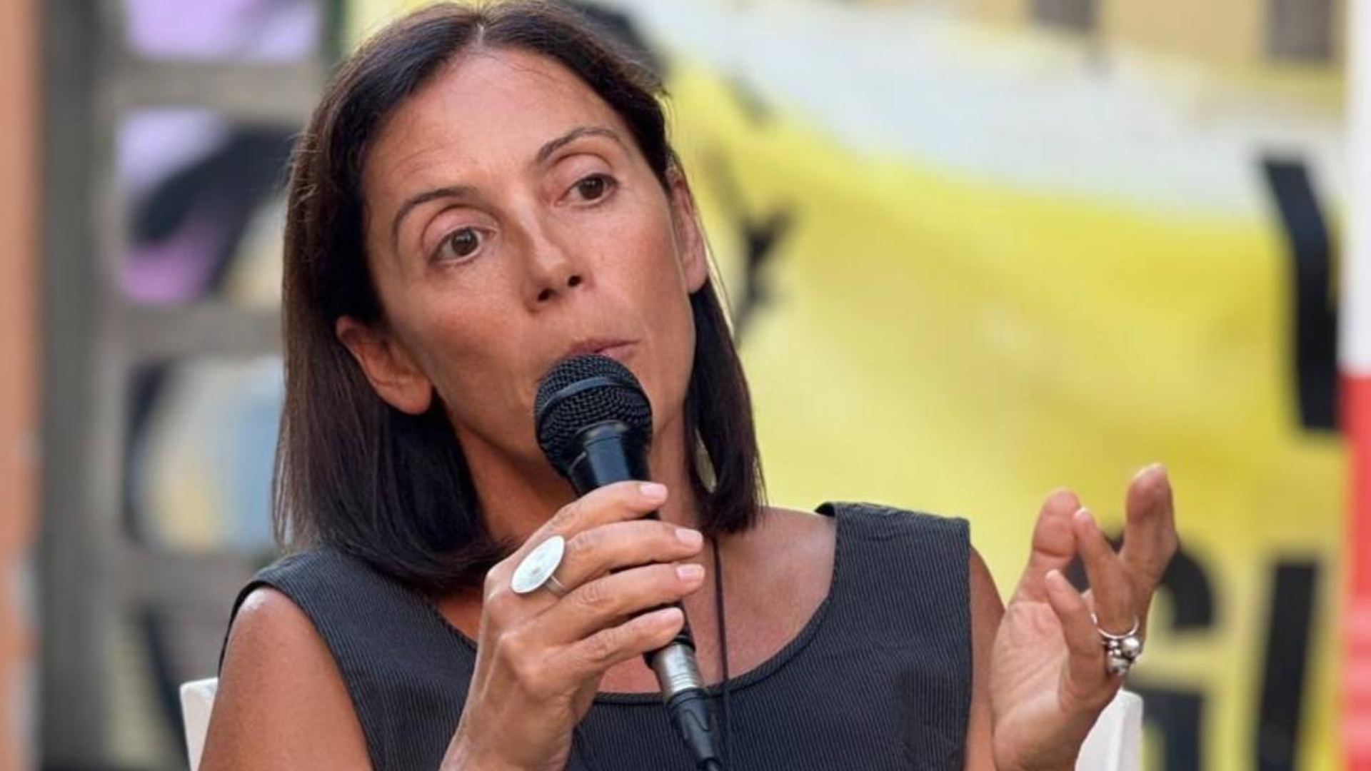 Immigrazione: Ghirra (AVS): “Vogliono limitare le ispezioni nei CPR”