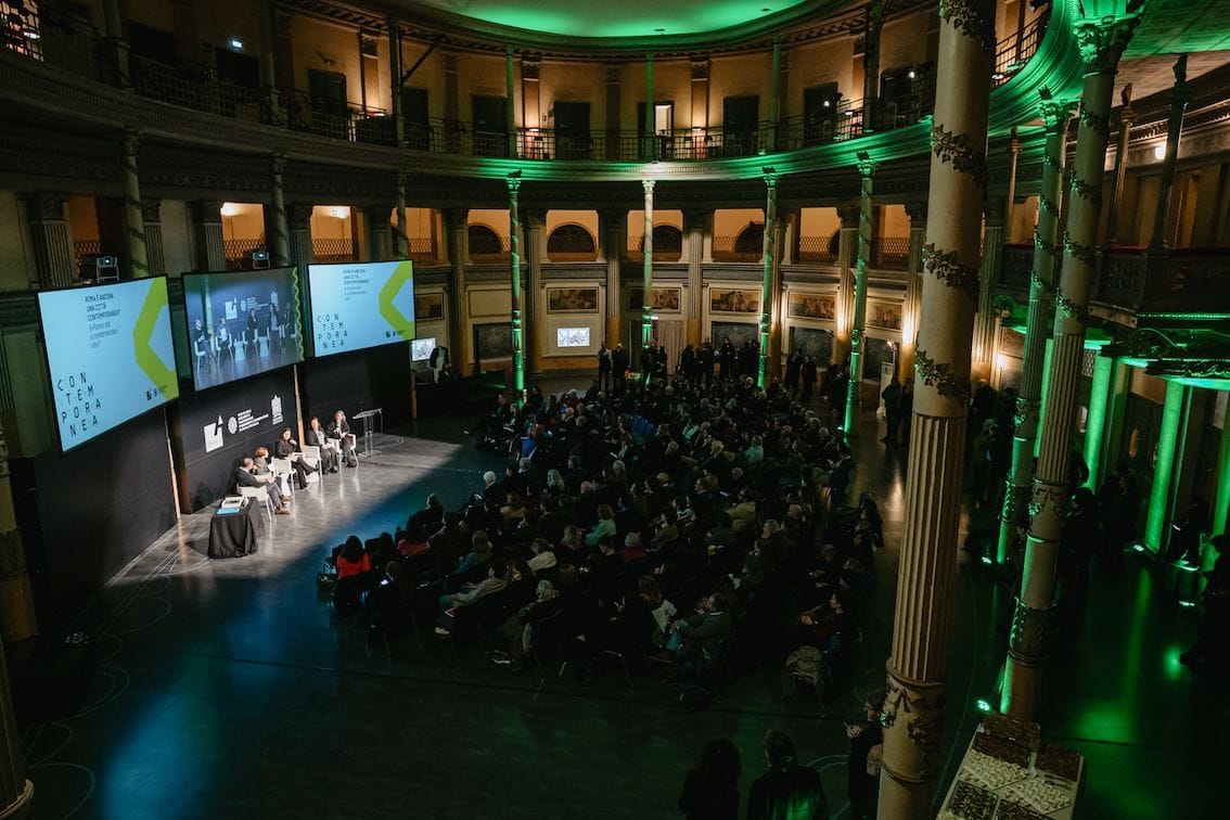 Architettura, politica e spazio pubblico: la sfida di CONTEMPORANEA