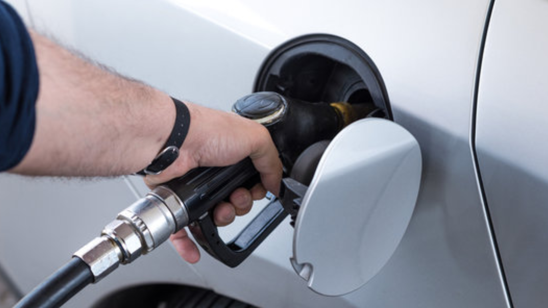 Carburanti, proroga approvata dal Consiglio dei ministri fino al 1° maggio