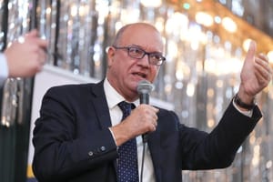 Scuola, 35 milioni per la musica: firmato il decreto del Ministro Valditara