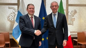 Urso: “Serve una strategia industriale europea per rafforzare la sovranità tecnologica”