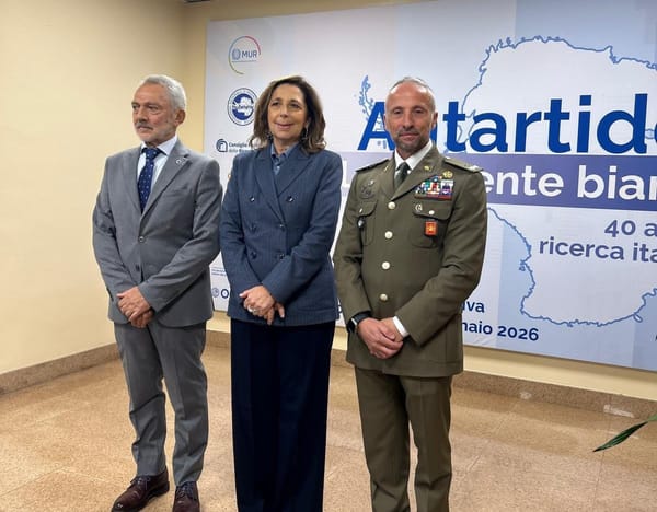 Rauti (Difesa): “Quarant’anni di missioni in Antartide, modello di cooperazione tra Forze Armate e comunità scientifica”