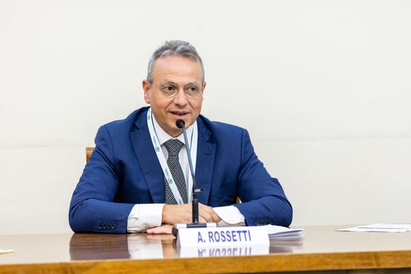 Rossetti (Assopetroli-Assoenergia): “La transizione energetica senza realismo rischia di distruggere l’industria europea”