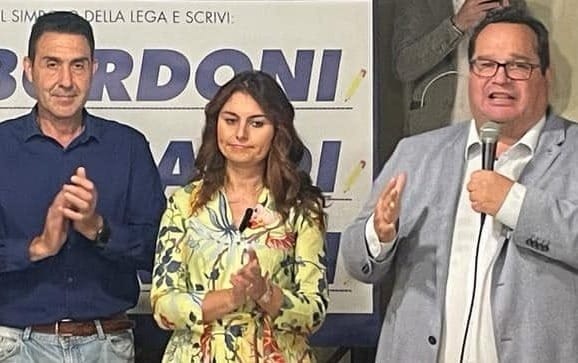 Durigon a Vannacci: “Resta con noi, non fare regali alla sinistra”