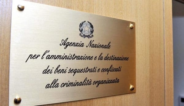 Puglia, boom dei beni confiscati alle mafie: +59,8% in tre anni e nuove risorse per la comunità