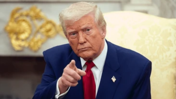 Trump avverte Teheran, "Senza accordo colpiremo infrastrutture energetiche"