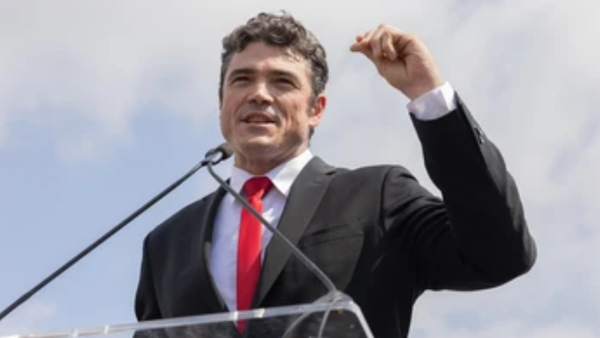 Il capo dell’antiterrorismo USA Joe Kent lascia: “Contrario alla guerra in Iran”