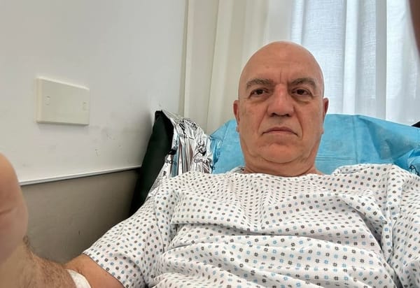 Rizzo show: “Una colongastroscopia ai guerrafondai”